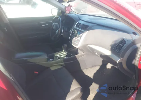 2017 Nissan Altima 2.5 Sr из США, поврежденный, VIN 1N4AL3AP6HC232577